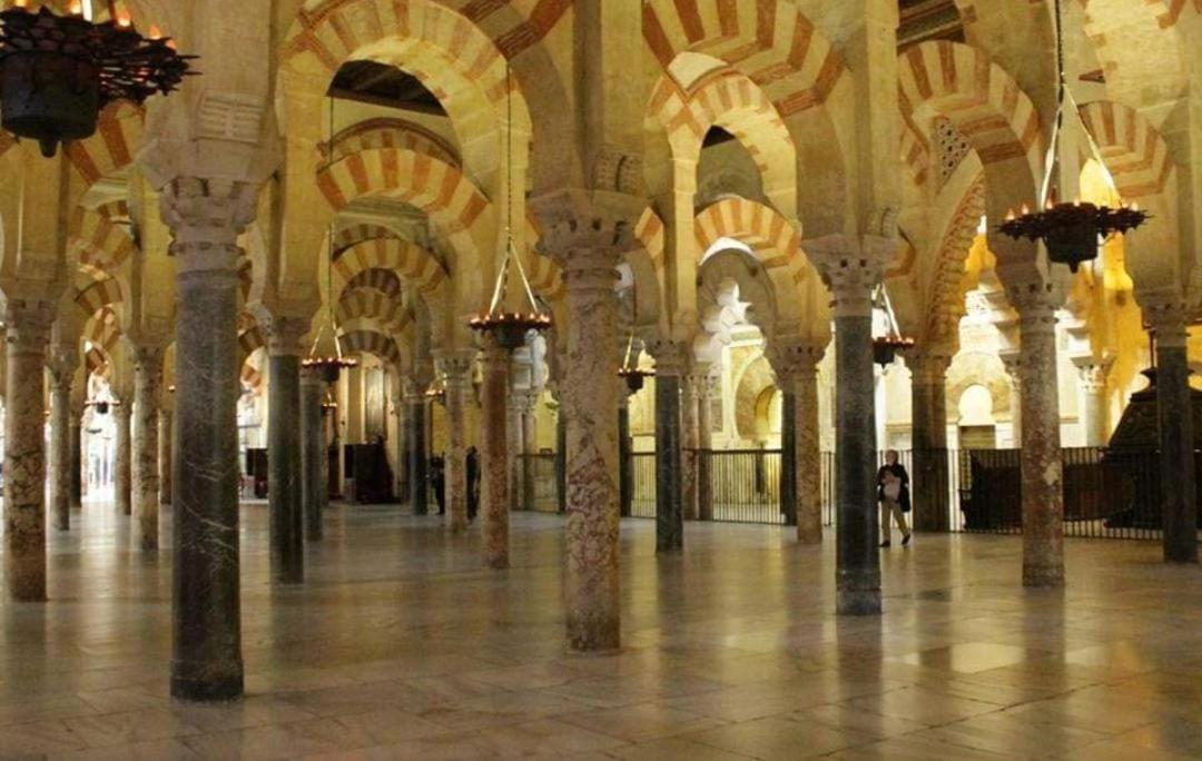 קורדובה A 20 Metros De La Mezquita Catedral ,Apartamentos Turistico Cespedes 5 מראה חיצוני תמונה
